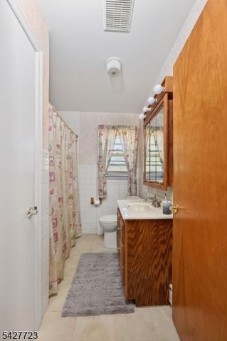 126 Jay Pl, Middlesex Boro, NJ 08846