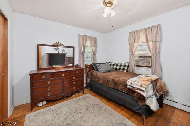 126 Jay Pl, Middlesex Boro, NJ 08846