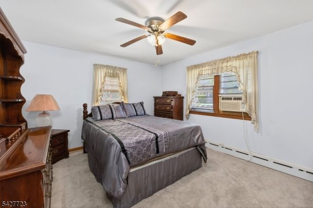 126 Jay Pl, Middlesex Boro, NJ 08846