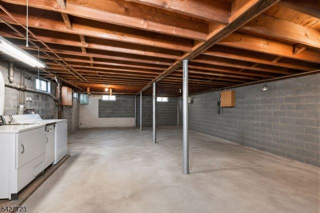 126 Jay Pl, Middlesex Boro, NJ 08846