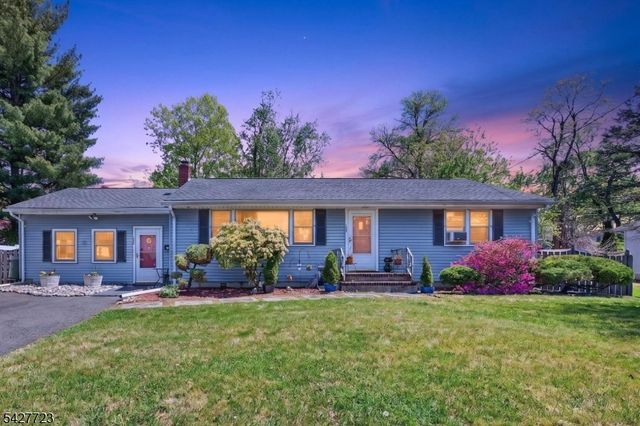 126 Jay Pl, Middlesex Boro, NJ 08846