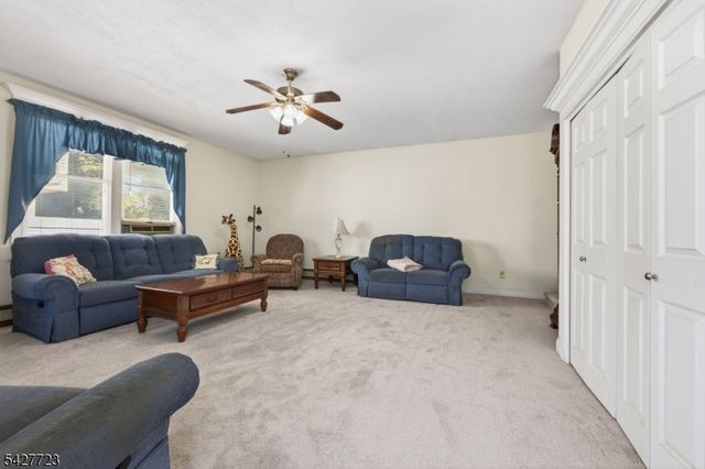 126 Jay Pl, Middlesex Boro, NJ 08846