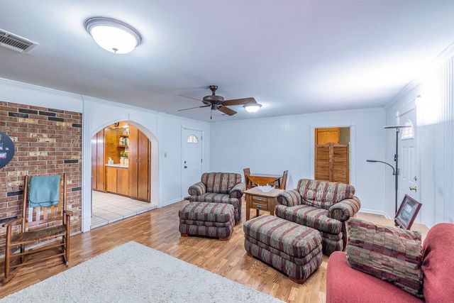 211 Ziegler Avenue, Houma, LA 70360