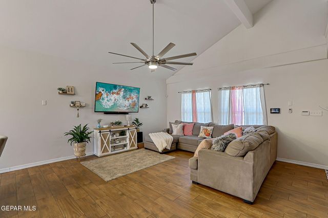 6220 Brillo Luna Street, El Paso, TX 79932