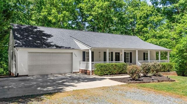 1056 Iron Mountain Road, Asheboro, NC 27205