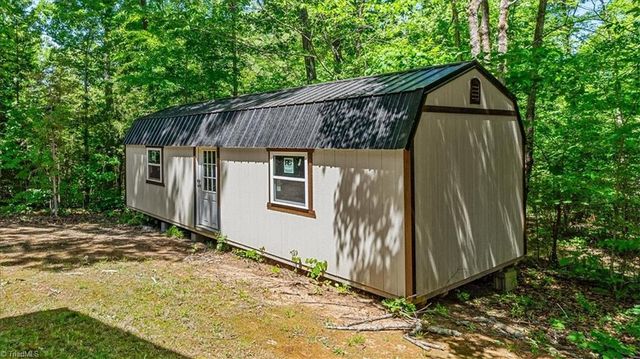 1056 Iron Mountain Road, Asheboro, NC 27205