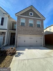 7741 Squire Court, Fairburn, GA 30213