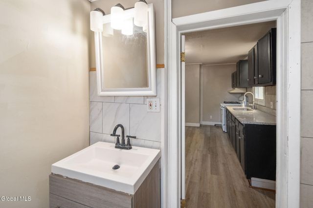 12 Congress Street, Cohoes, NY 12047