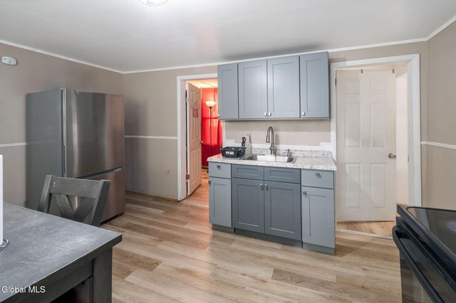 12 Congress Street, Cohoes, NY 12047