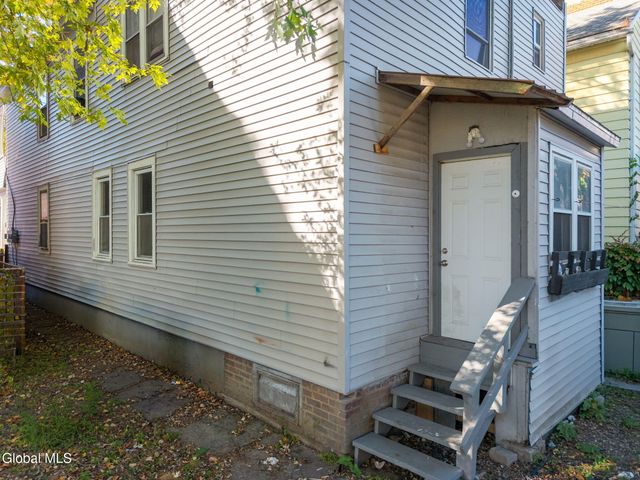 12 Congress Street, Cohoes, NY 12047