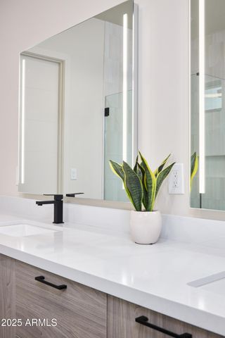 13697 N 88th Place, Scottsdale, AZ 85260