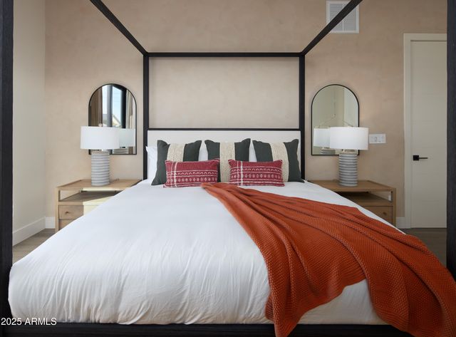 13697 N 88th Place, Scottsdale, AZ 85260