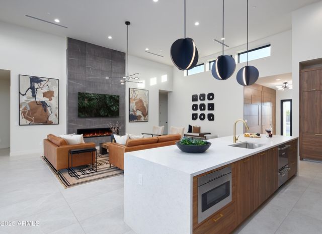 13697 N 88th Place, Scottsdale, AZ 85260