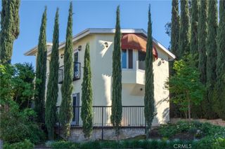 7796 Skyhill Drive, Los Angeles, CA 90068