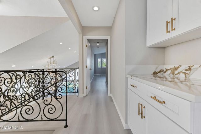 24739 Via Madera, Calabasas, CA 91302