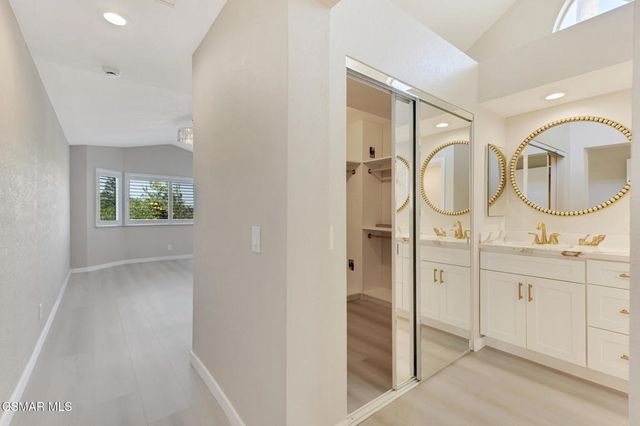 24739 Via Madera, Calabasas, CA 91302