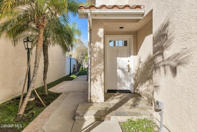 24739 Via Madera, Calabasas, CA 91302