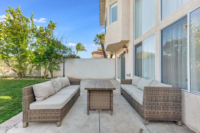 24739 Via Madera, Calabasas, CA 91302