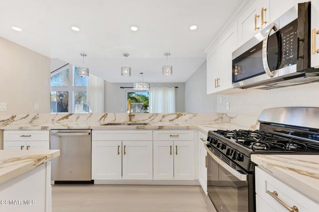 24739 Via Madera, Calabasas, CA 91302