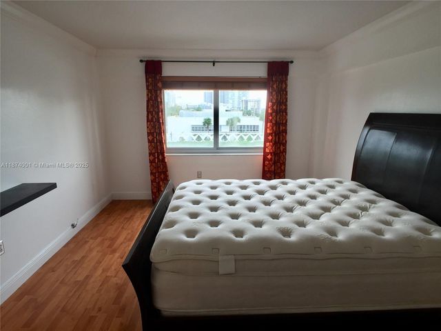 1025 Alton Rd 507, Miami Beach, FL 33139