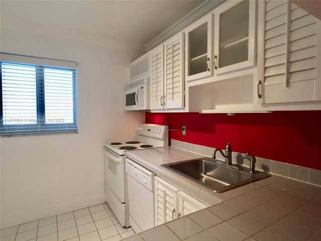 1025 Alton Rd 507, Miami Beach, FL 33139