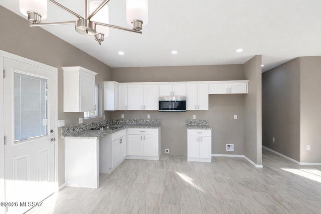 5627 E 29th Street, Tucson, AZ 85711