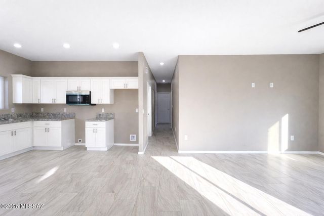 5627 E 29th Street, Tucson, AZ 85711