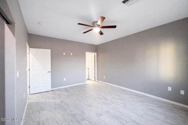 5627 E 29th Street, Tucson, AZ 85711