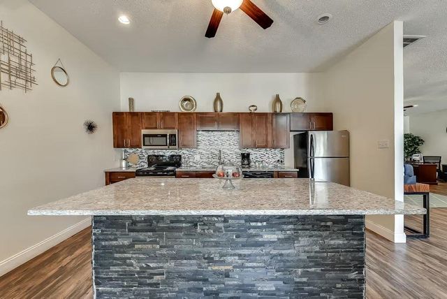 8081 Marvin D. Love Freeway 0602, Dallas, TX 75237
