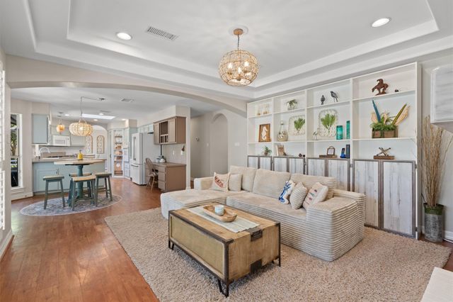 201 Four T Ranch RD, Georgetown, TX 78633