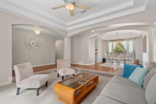 201 Four T Ranch RD, Georgetown, TX 78633