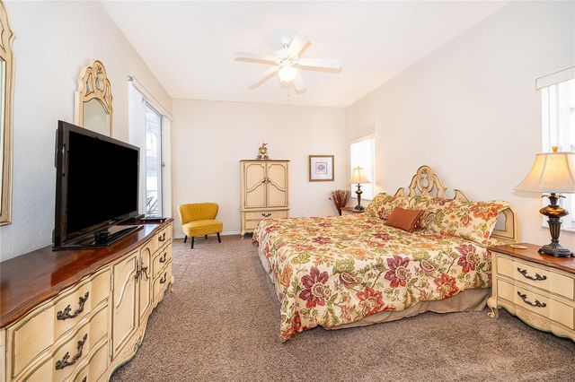 569 BURFORD CIRCLE, Davenport, FL 33896