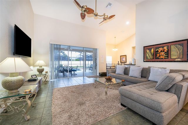 569 BURFORD CIRCLE, Davenport, FL 33896