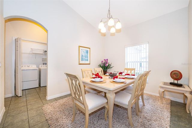 569 BURFORD CIRCLE, Davenport, FL 33896