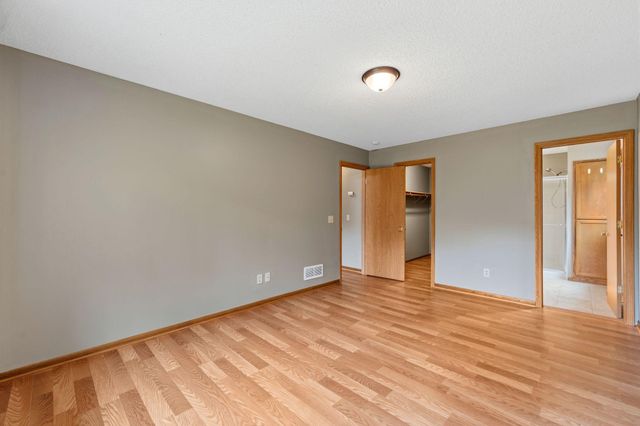 9610 Lakeside Trail, Champlin, MN 55316