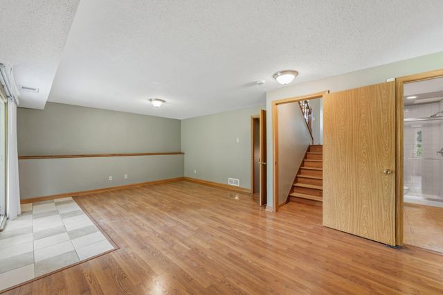 9610 Lakeside Trail, Champlin, MN 55316