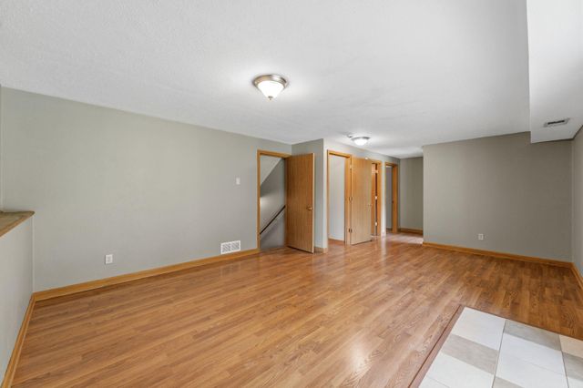 9610 Lakeside Trail, Champlin, MN 55316