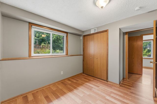 9610 Lakeside Trail, Champlin, MN 55316