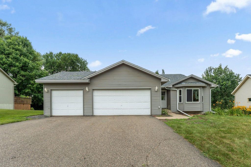 9610 Lakeside Trail, Champlin, MN 55316