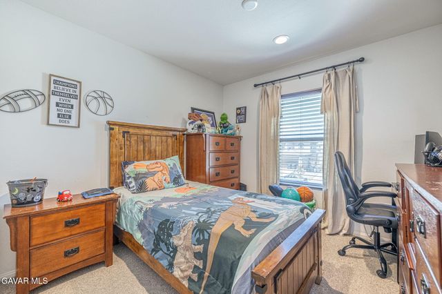 3428 Sonya Avenue, Rosamond, CA 93560