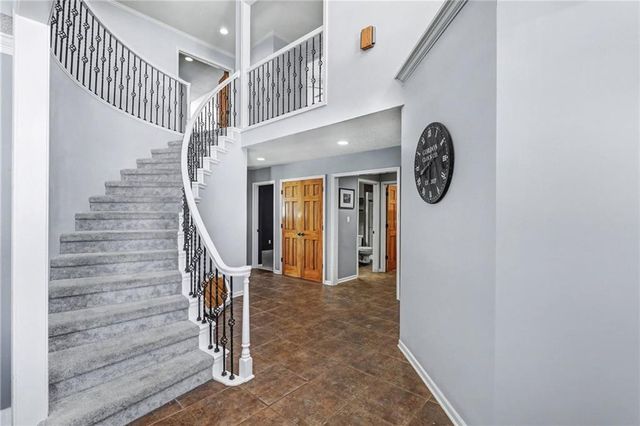 532 SE Asheville Drive, Lee's Summit, MO 64063