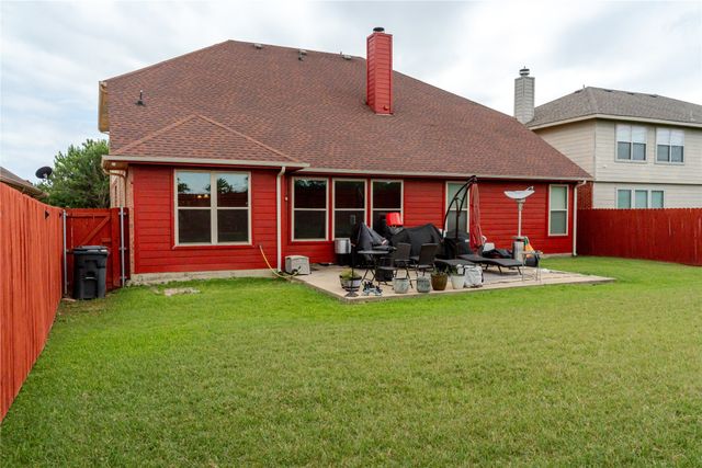419 Kingfisher Lane, Arlington, TX 76002