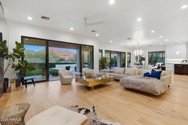 17781 N 97TH Place, Scottsdale, AZ 85255