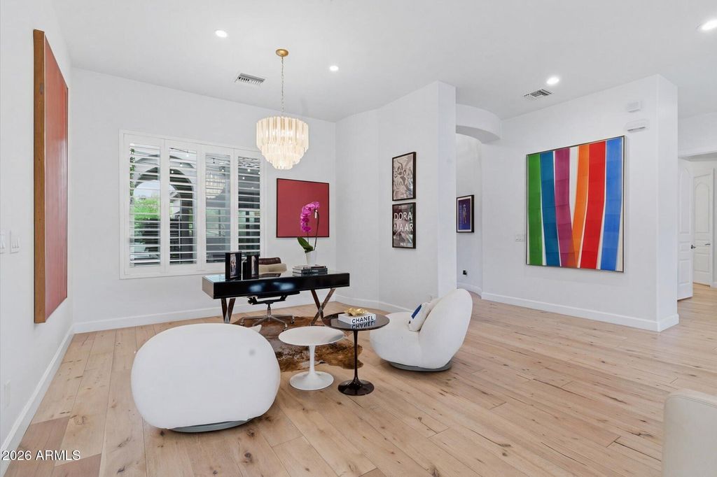 Image 26 of property listing at 17781 N 97TH Place, Scottsdale, AZ 85255