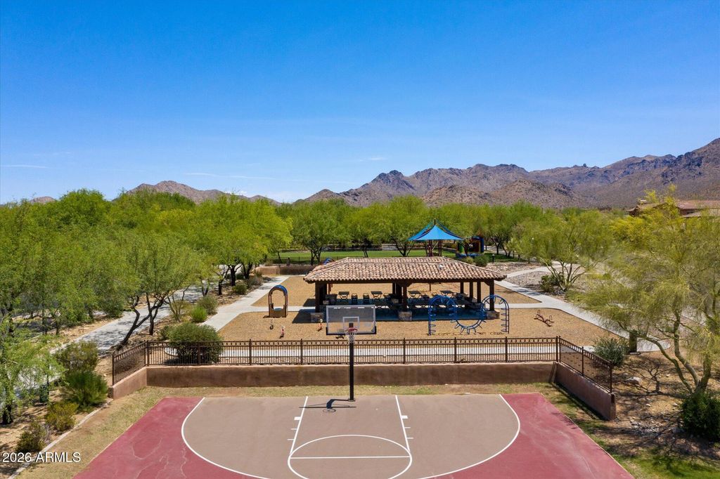 Image 77 of property listing at 17781 N 97TH Place, Scottsdale, AZ 85255