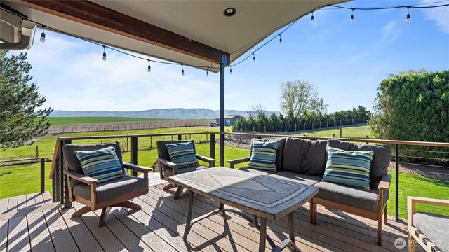 1224 Rooster Road, Walla Walla, WA 99362