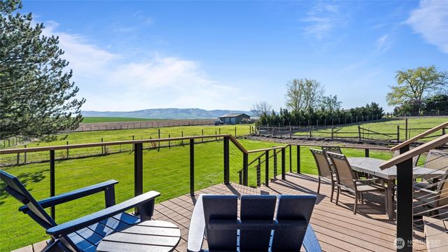 1224 Rooster Road, Walla Walla, WA 99362