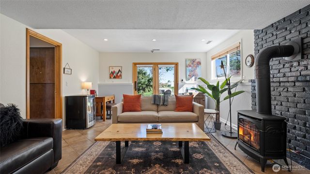 1224 Rooster Road, Walla Walla, WA 99362