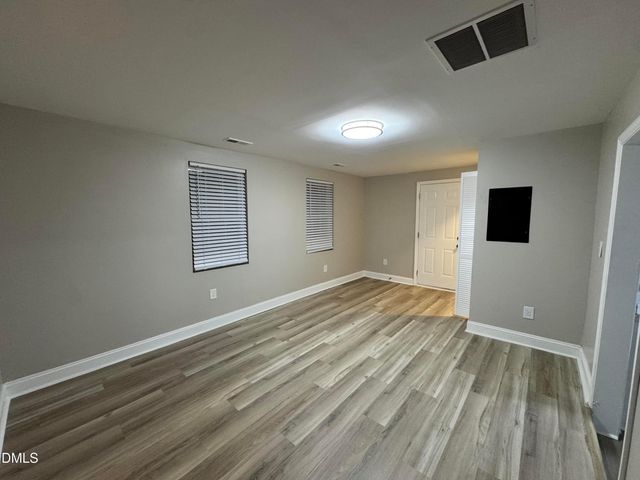 1402 S Williams Street, Henderson, NC 27536
