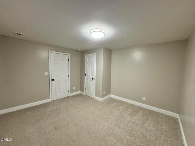 1402 S Williams Street, Henderson, NC 27536